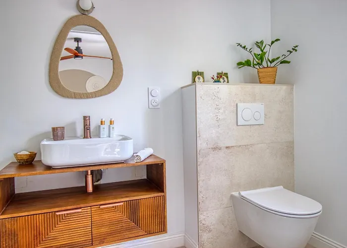 Bed & Breakfast L Oree Du Bois, Le