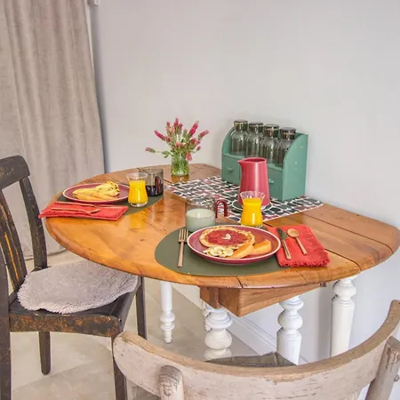 L Orée Du Bois, Le *