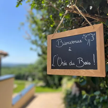 L Oree Du Bois, Le *