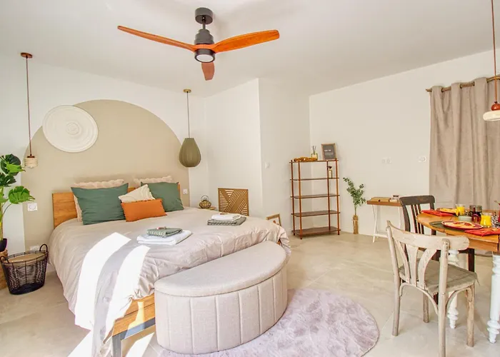 Couette-café L Orée Du Bois, Le *