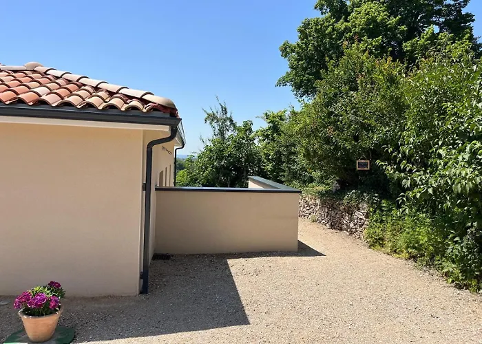 L Orée Du Bois, Le Saussenac